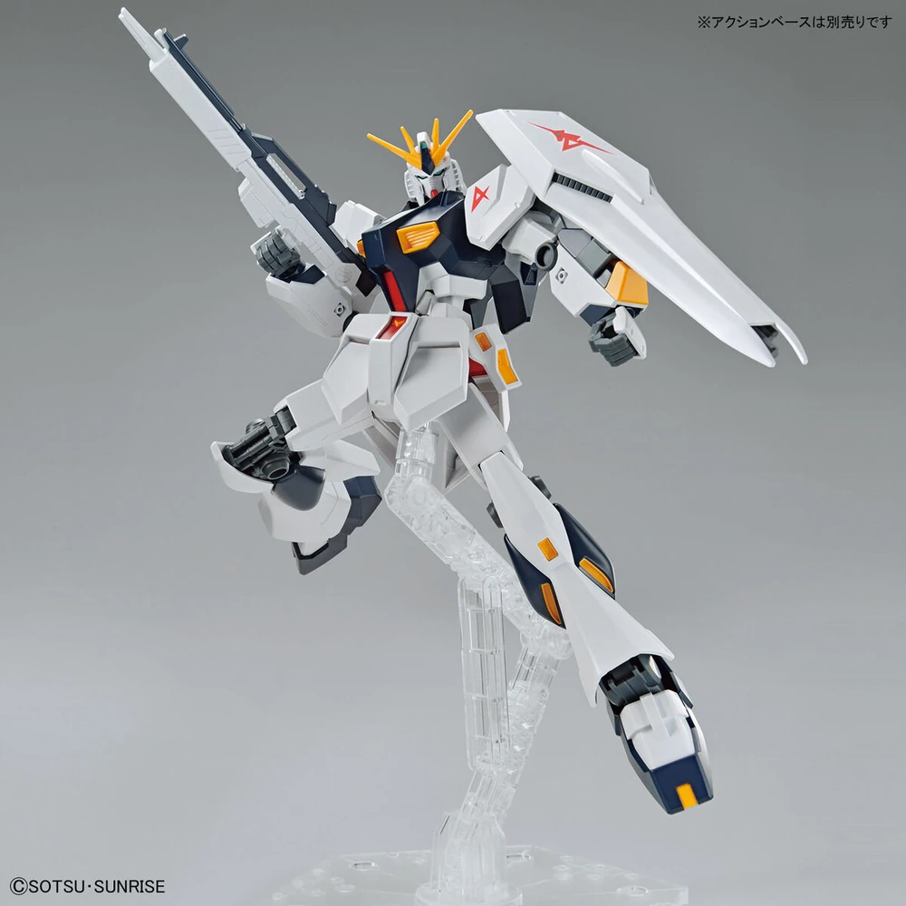 EG-29-Nu-Gundam-4