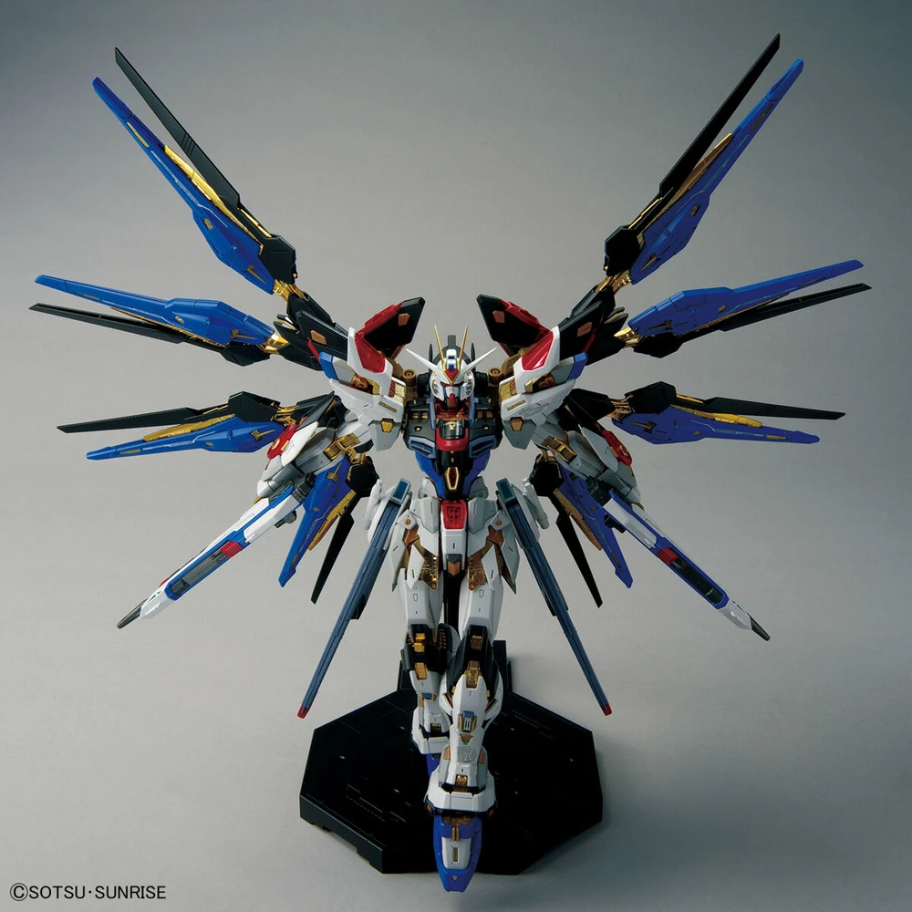 MGEX-Strike-Freedom-Gundam-2