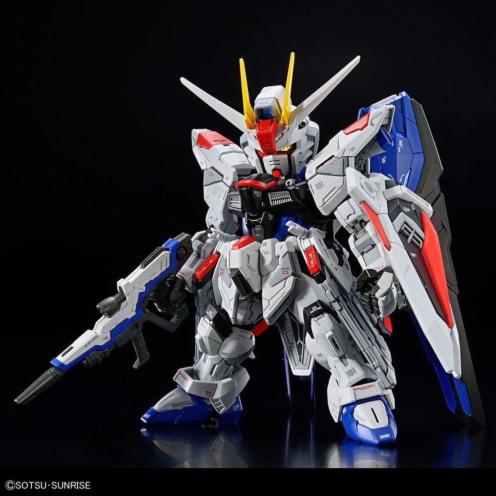 MGSD-Freedom-Gundam-1