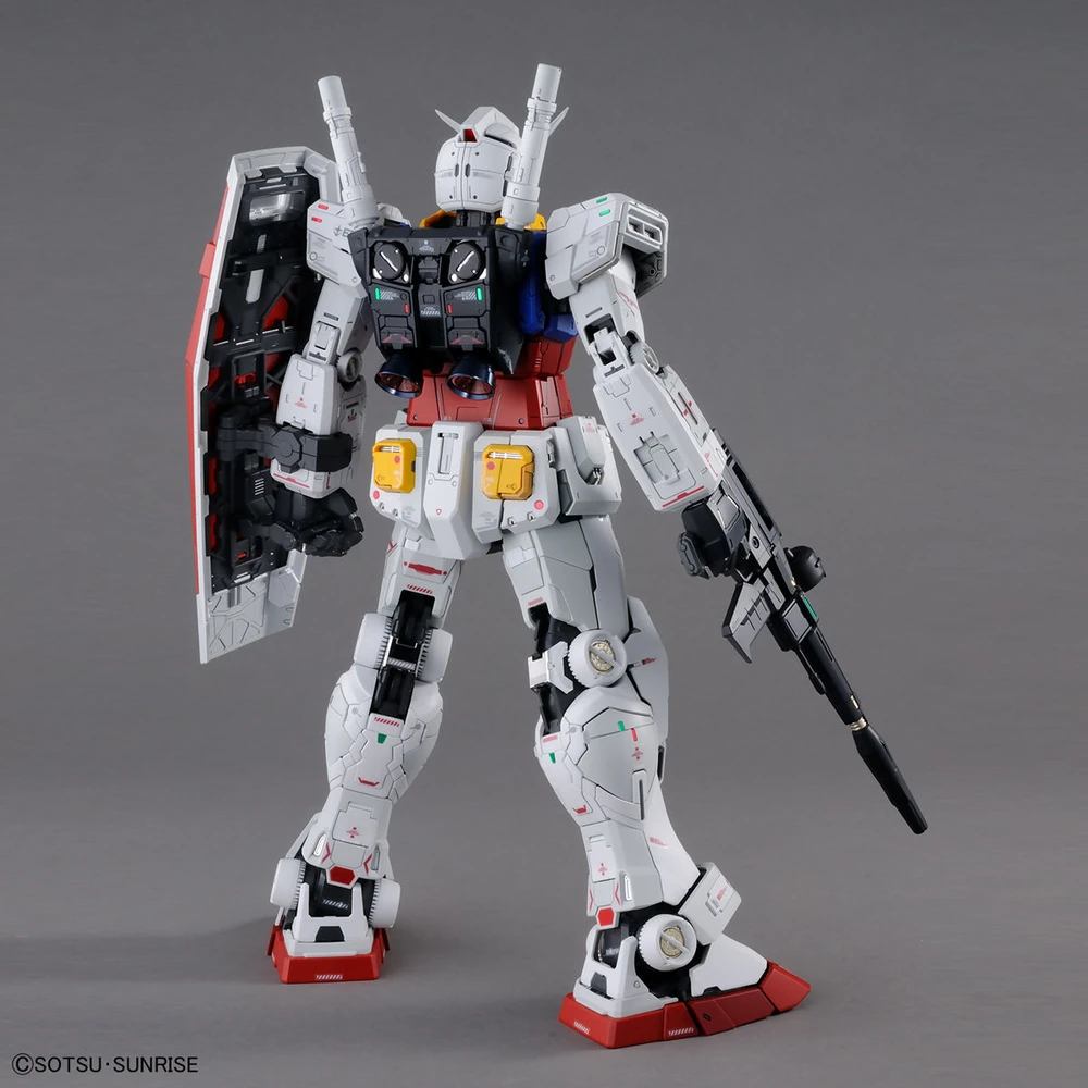 PG-Unleashed-RX-78-2-Gundam-2