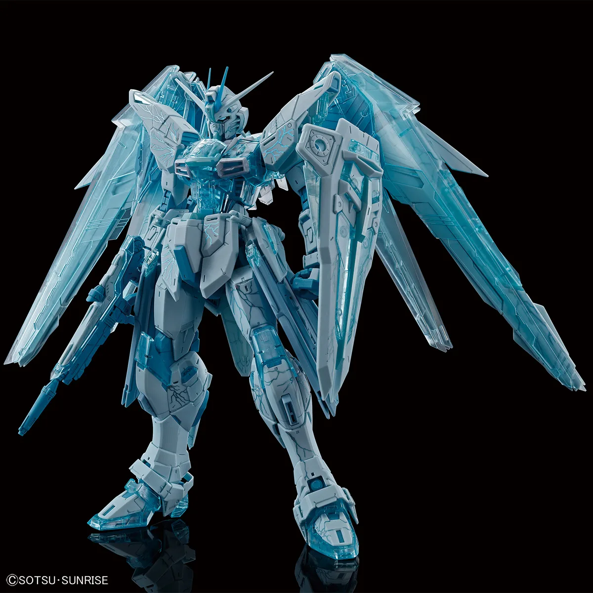 mg_1100_freedom_gundam__cross_contrast_color__transparent_blue__1