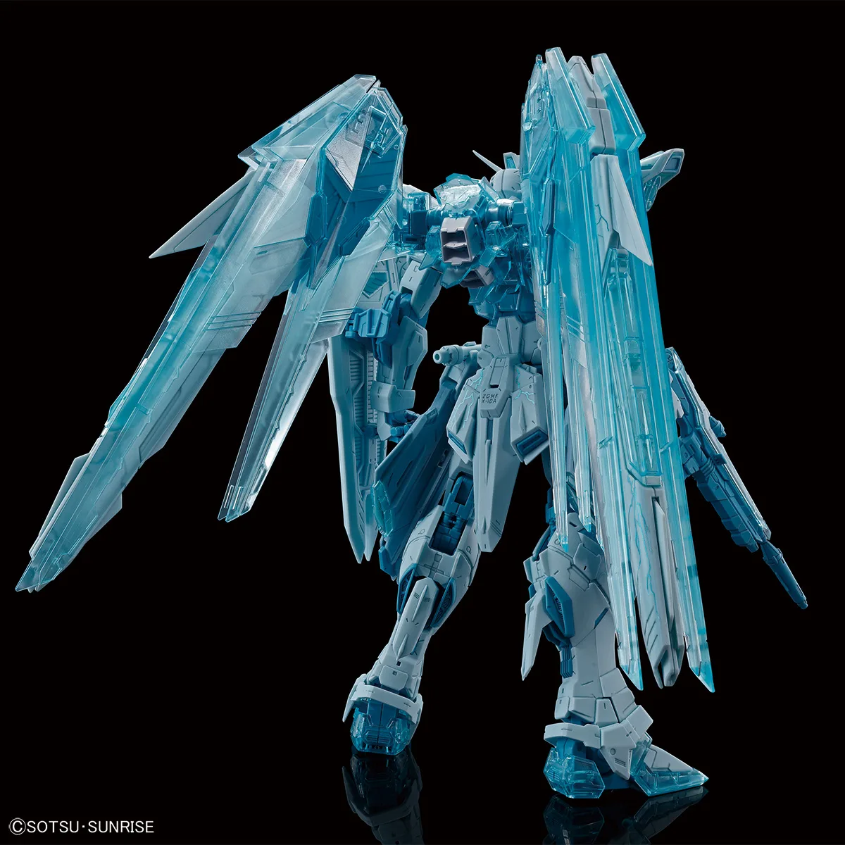 mg_1100_freedom_gundam__cross_contrast_color__transparent_blue__3