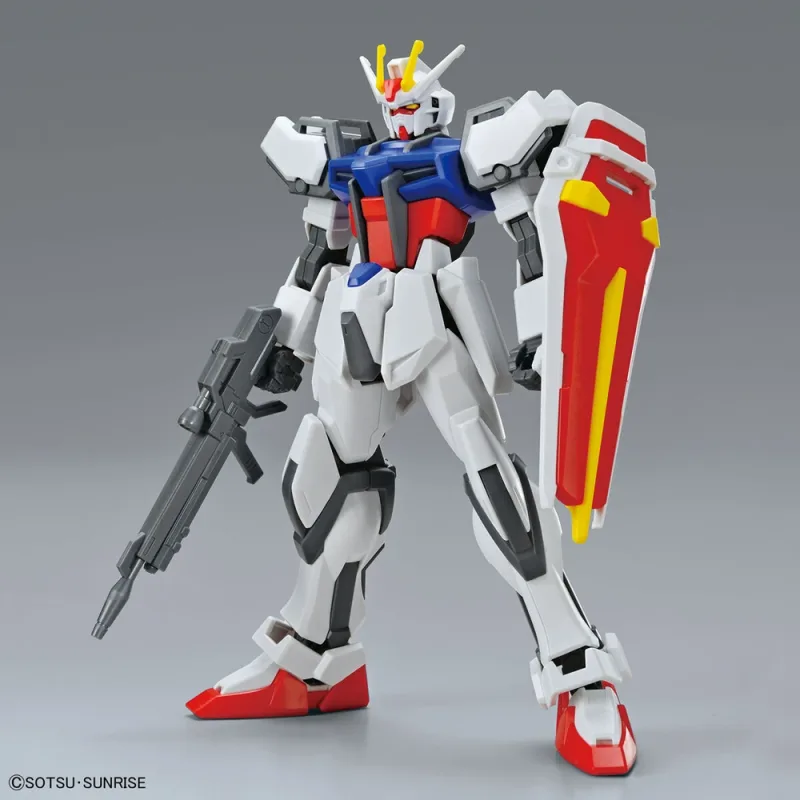 EG STRIKE GUNDAM - Con Cá Gunpla