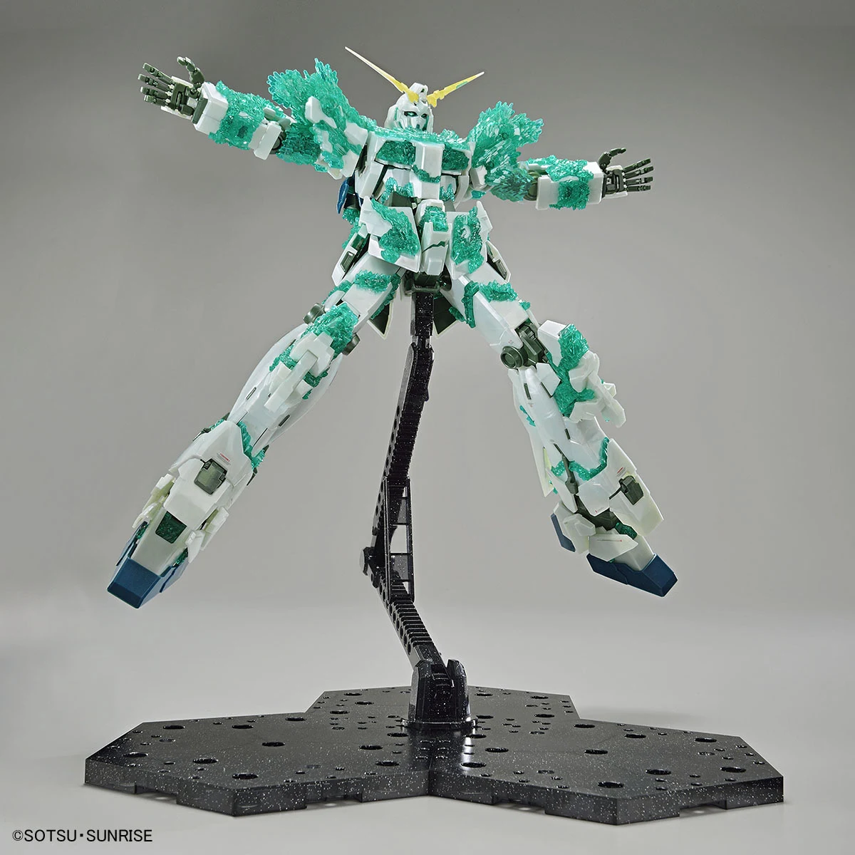 mg-unicorn-gundam crystal of light version (3)