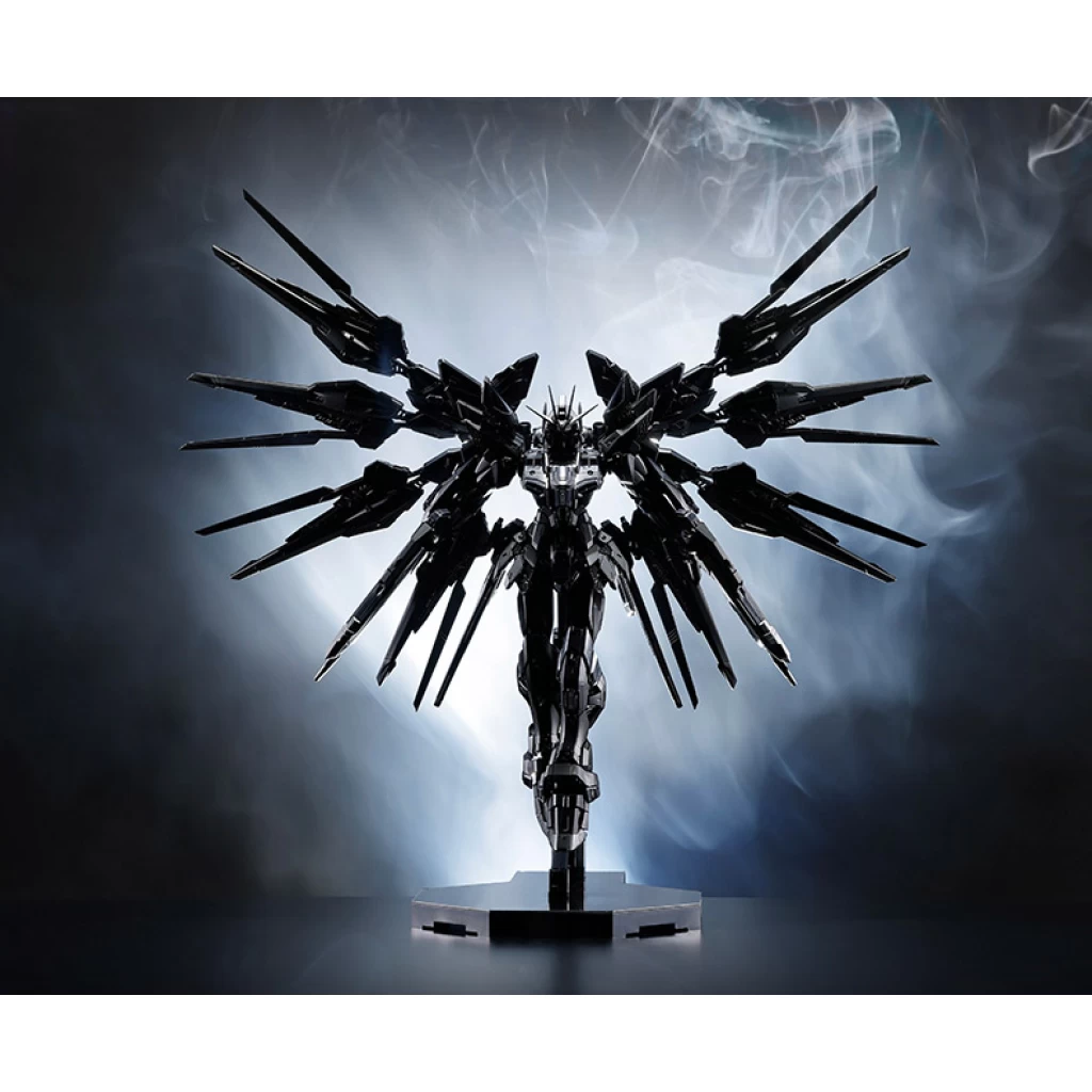 mgex-midnight-coating-strike-freedom-gundam_11-1024x1024