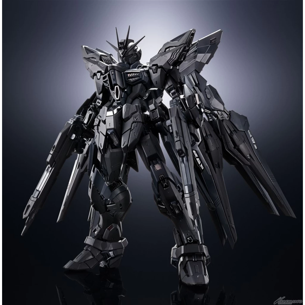 mgex-strike-freedom-gundam-midnight-4-1024x1024
