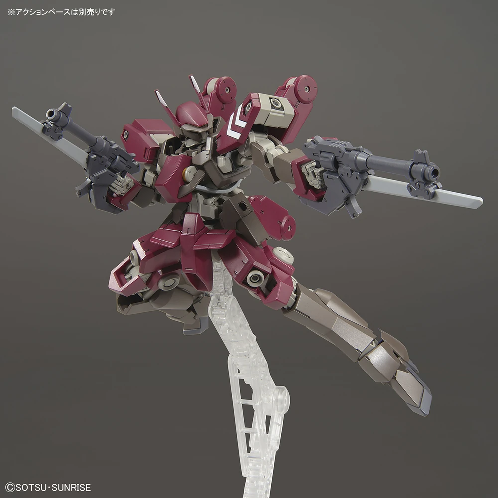 HGIBO_1-144_Cyclasess_Schwalbe_action_pose_1