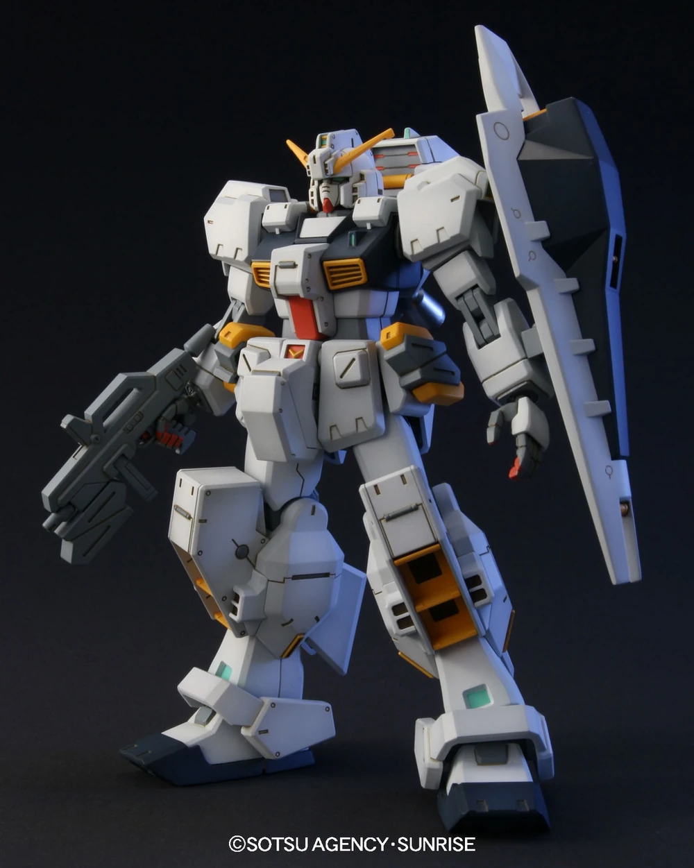 HGUC-Gundam-TR-1-Hazel-Custom-1